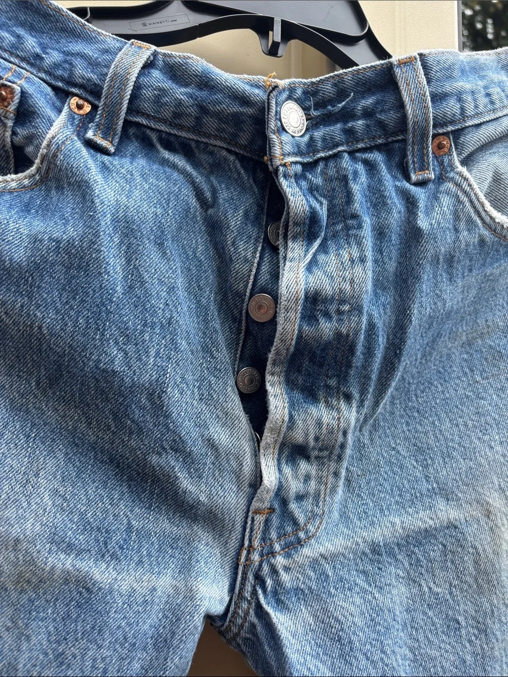 Vintage Men’s Levi's 501 Blue‎ Denim Jeans Button Fly Made in USA W35 L34